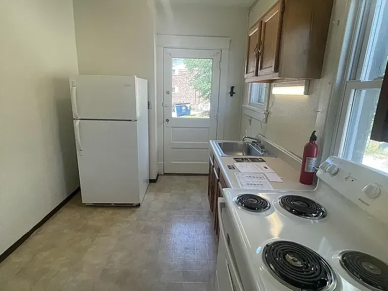420 S Fess Ave — Photo 41