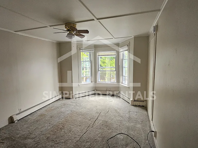 27 River St #B — Photo 3