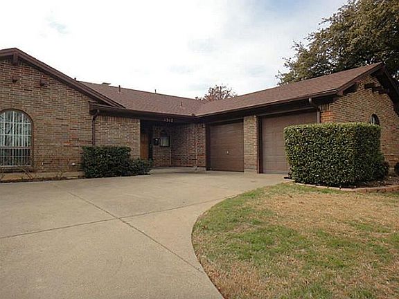 2nd image of 1317 Marlborough Dr