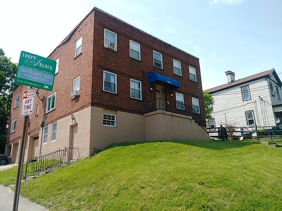2nd image of 2921 Marshall Ave