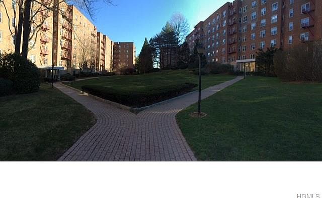 1st image of 1304 Midland Ave APT B27