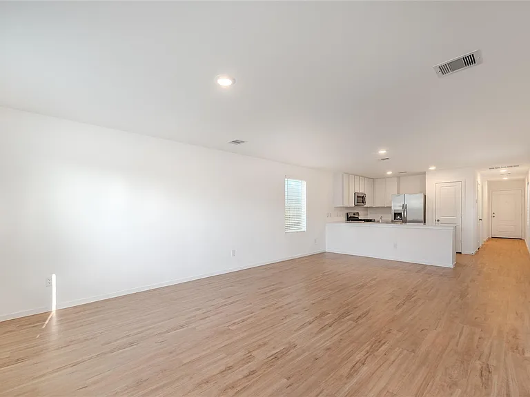 21458 Carosella Dr — Photo 14