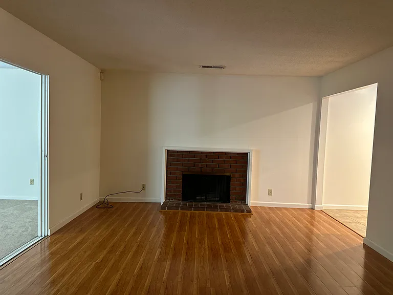 6343 Atherwood Ave — Photo 12