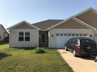 622 Sedgegrass Dr, Champaign, IL