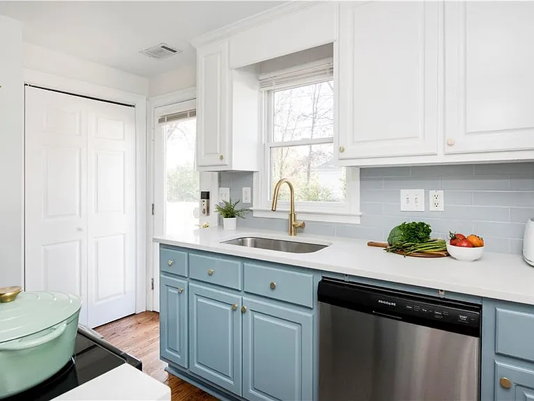 935 Greenwood Ave NE #D — Photo 13