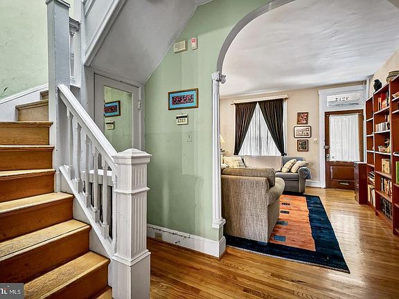 5th image of 3215 Abell Ave