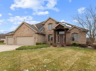 1201 Phaeton Way, Auburn, IN 46706