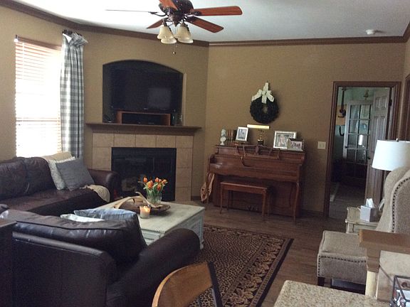 Living room/downstairs