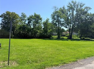 Maple & Clinton, Gillespie, IL 62033