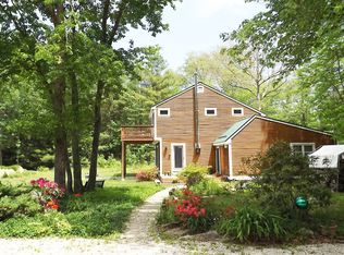 198 Plainfield Pike, Foster, RI 02825