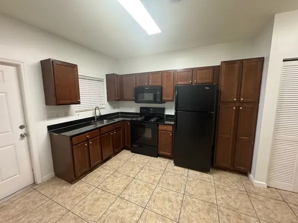 1045 Villas LLC (1035 NE 10th Ave), 1035 NE 10th Ave APT 1, Fort Lauderdale, FL 33304