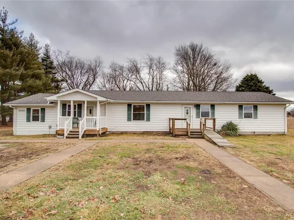 23406 Helens Pl, Jerseyville, IL 62052