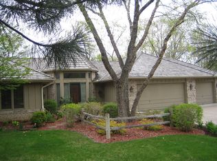 7946 Ithaca Ln N, Maple Grove, MN 55311