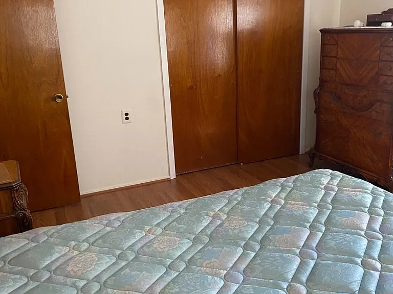313 Barbados Dr N — Photo 3