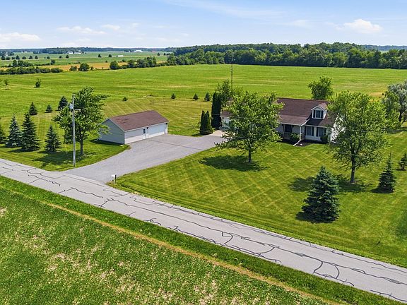 5th image of 23913 Township Road 52
