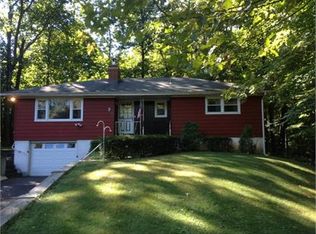 7 Fairfield Ave, Randolph, NJ 07869