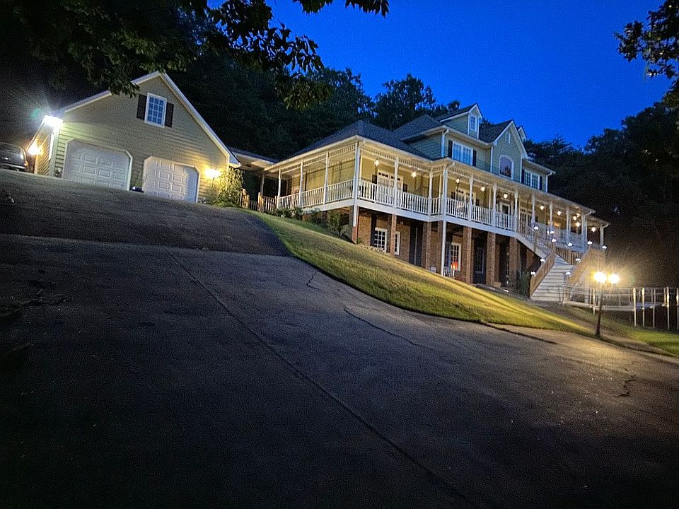1st image of 4446 Ormond Trce NE