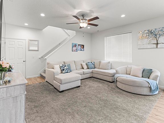 4th image of 6362 N Blue Pony Way
