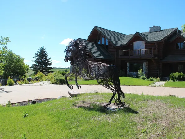 34613 299th St, Burke, SD 57523