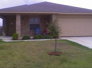 106 Meadow Lark Ln, Hutto, TX 78634