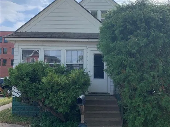 229 Chippewa Street, Eau Claire, WI 54703