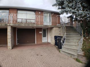 10 Sorrento Ct, Toronto, ON M3L2G2