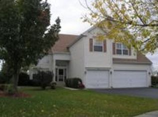 961 Knowles Rd, Gurnee, IL 60031