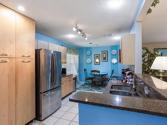 4th image of 4636 Blue Stream Ln S