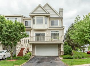 2199 Eagle Trace Ln, Woodbury, MN 55129