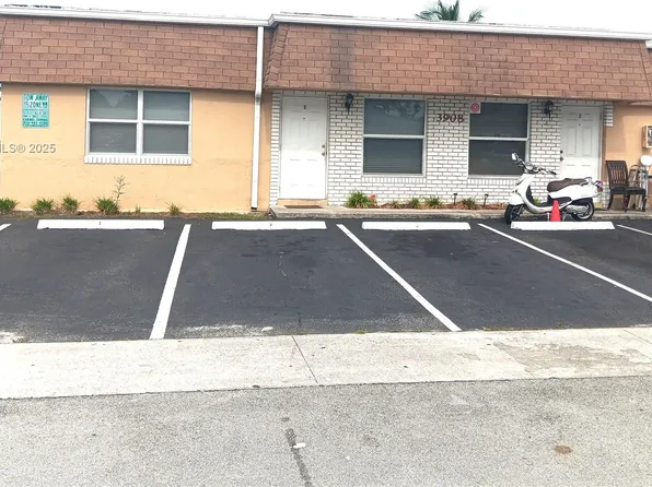 3908 NW 30th Ter, Fort Lauderdale, FL 33309