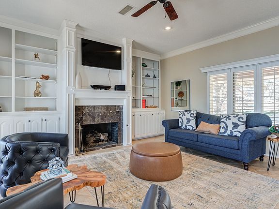 3rd image of 16 S Lakeshore Dr