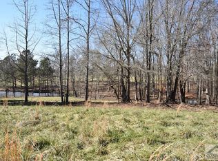 363 James Holcomb Rd, Hull, GA 30646