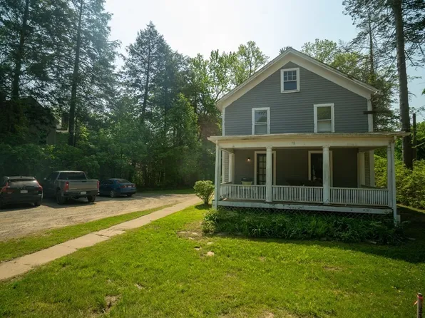 78 Northampton Rd, Amherst, MA 01002