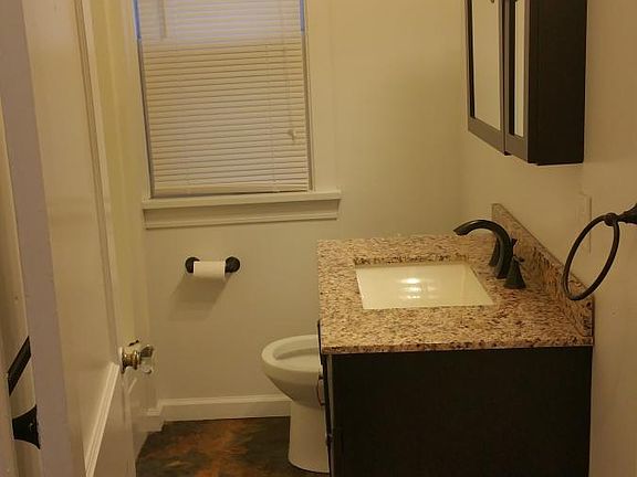 4th image of 2969 E Derbyshire Rd #1