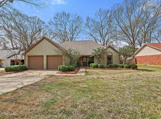 426 Laurel Oak Dr, Madison, MS 39110