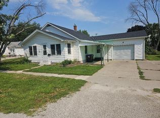 508 15th St, Belle Plaine, IA