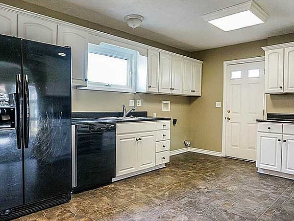 4th image of 316 Skyview Dr