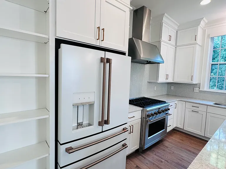 2820 Hillside Springs Dr — Photo 13