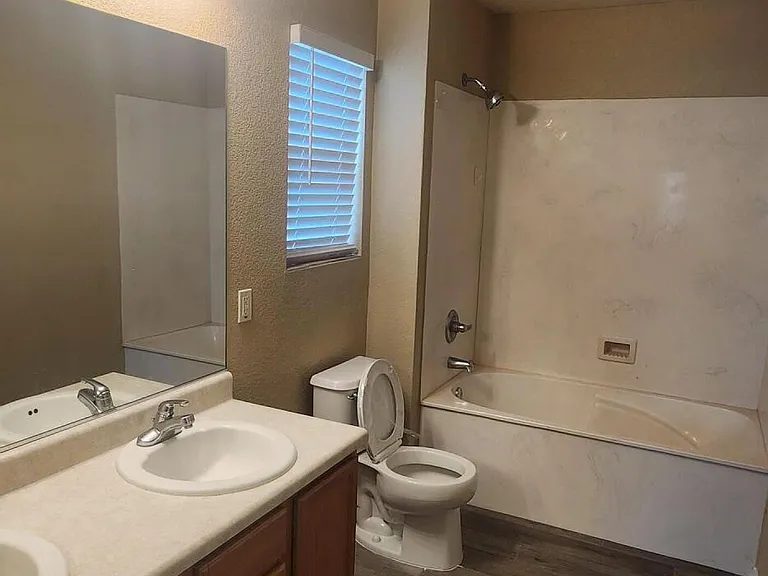 1058 W Sea Star Dr — Photo 10