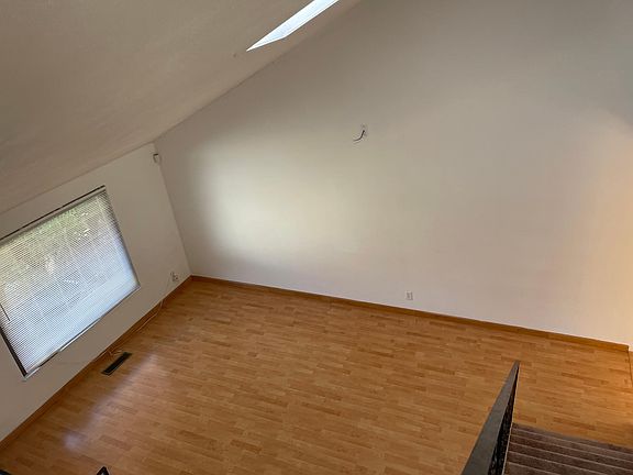 5th image of 474 McCamish Ave