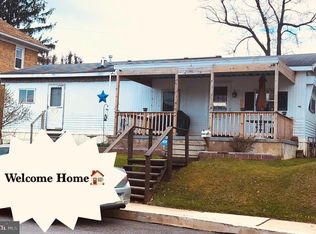 230 E Maple St, Dallastown, PA 17313