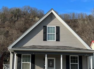 3843 Stanton Ave, New Boston, OH 45662