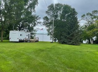 52002 Elysian Lake Rd W, Elysian, MN 56028