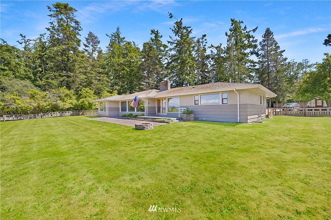 Oak Harbor, WA 98277