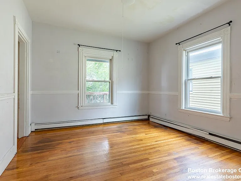 58 Hillside St #3C — Photo 5