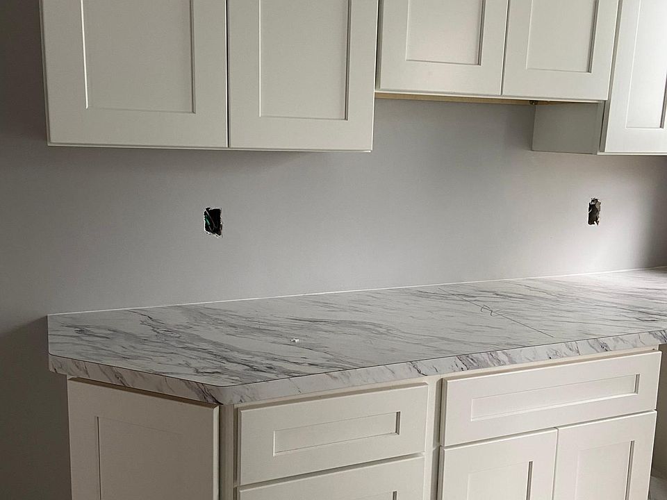 2nd image of 17 Avon St #1
