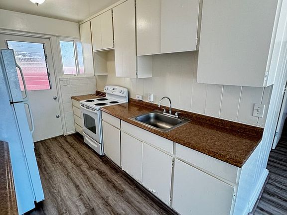 4th image of 1348 Kinau St APT 3