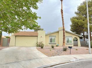 3749 Kingfisher Way, Spring Valley, NV 89103