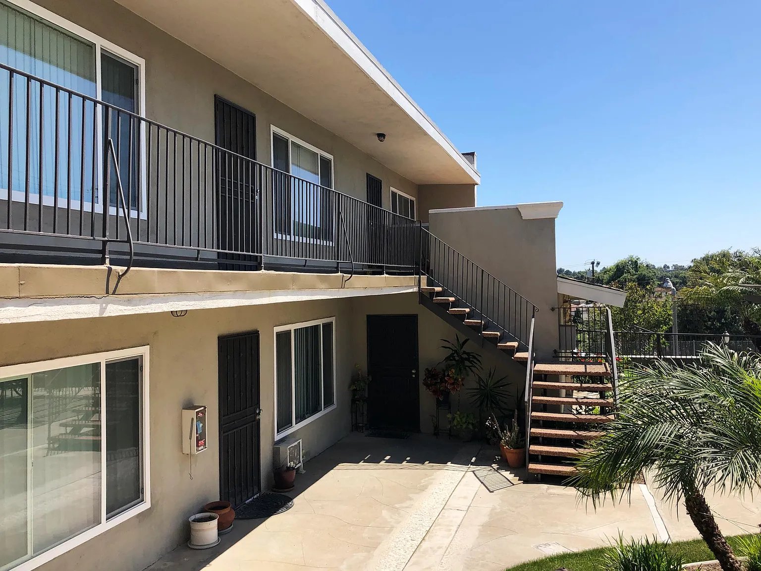 2 bed, $2,450 — Photo 3
