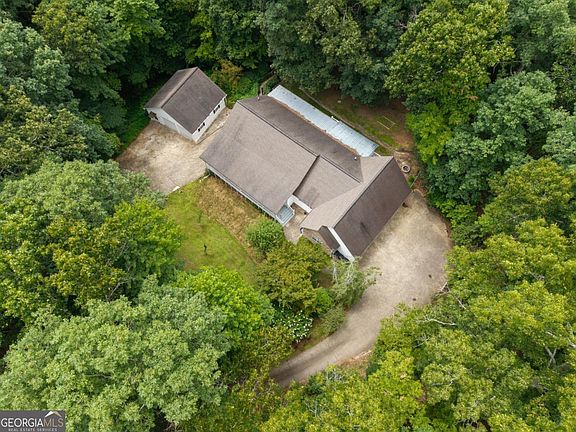3rd image of 387 Leonard Evans Rd